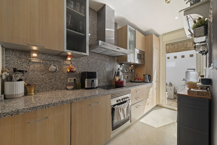 Image No.23-3 Bed Townhouse for sale