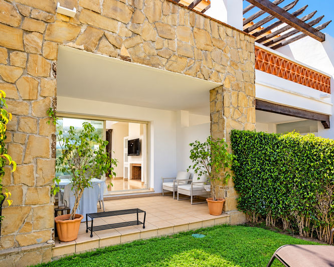 Image No.26-3 Bed Townhouse for sale