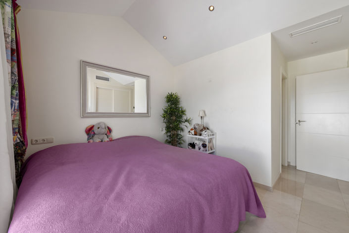 Image No.6-3 Bed Townhouse for sale