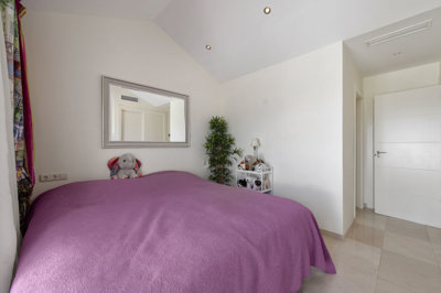 b98le8d7m9k3degpefzhs0lif8u4xzvzhwxtmggyekxx9