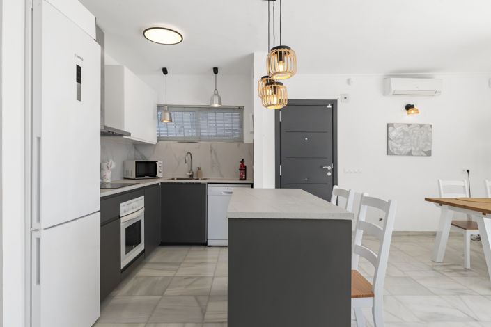 Image No.10-4 Bed Villa for sale