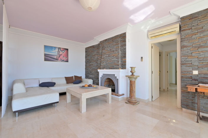 Image No.21-2 Bed Apartment for sale