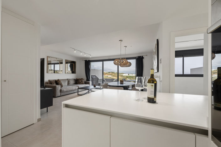 Image No.19-3 Bed Property for sale