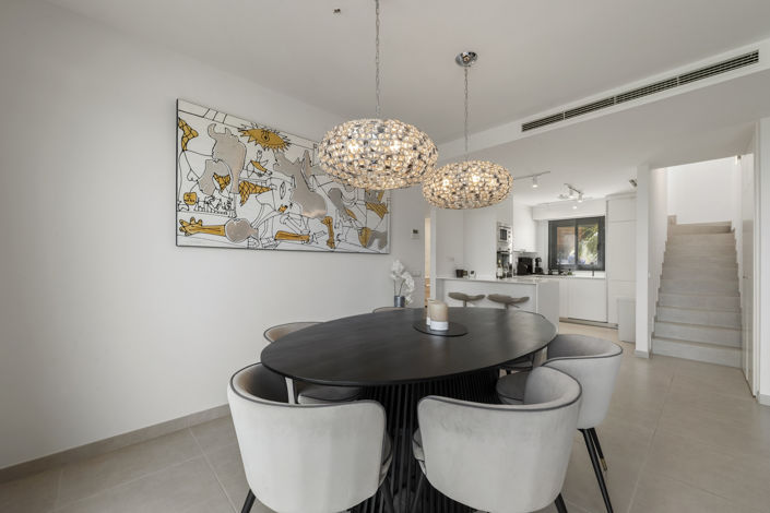 Image No.24-3 Bed Property for sale