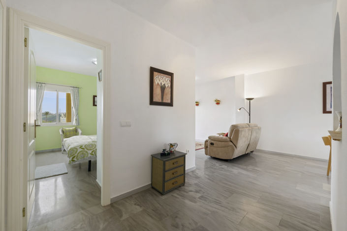 Image No.12-2 Bed Apartment for sale