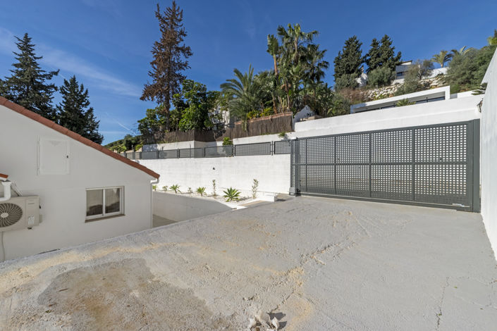 Image No.24-4 Bed Villa for sale