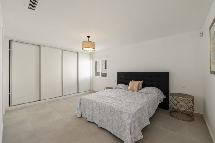 Image No.8-4 Bed Villa for sale