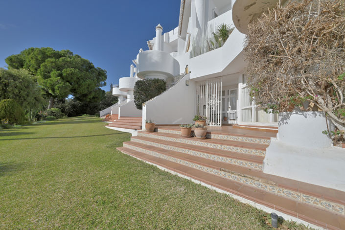 Image No.3-2 Bed Property for sale