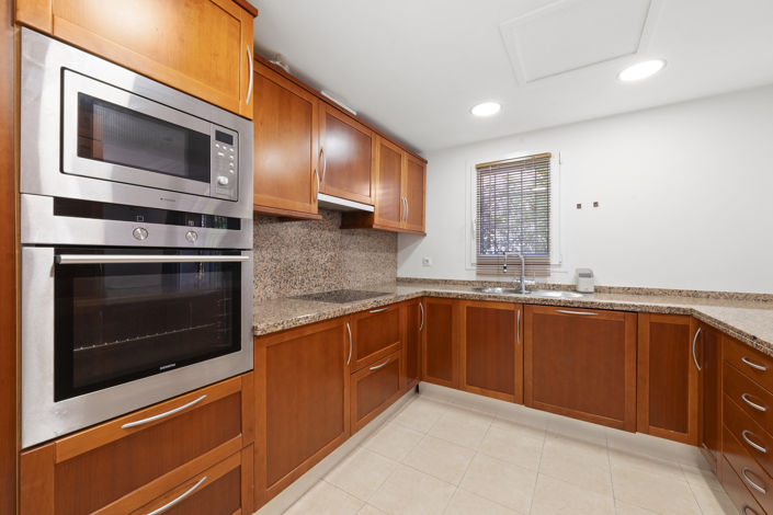 Image No.13-3 Bed House for sale