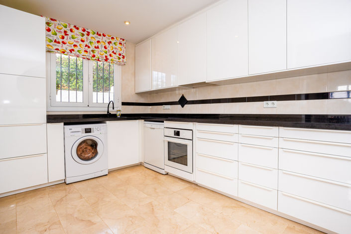 Image No.6-Villa de 4 chambres à vendre à Mijas Costa