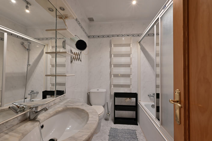 Image No.6-3 Bed Townhouse for sale