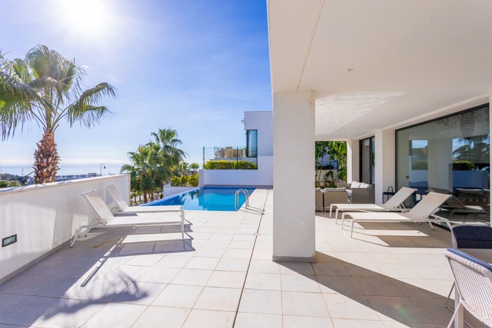 Image No.14-3 Bed Villa for sale