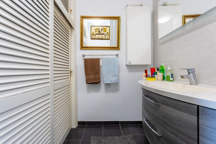 Image No.14-3 Bed Townhouse for sale