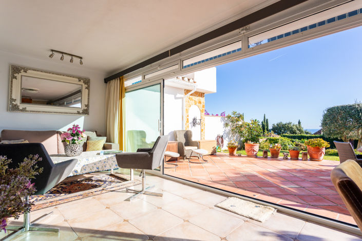 Image No.19-3 Bed Townhouse for sale