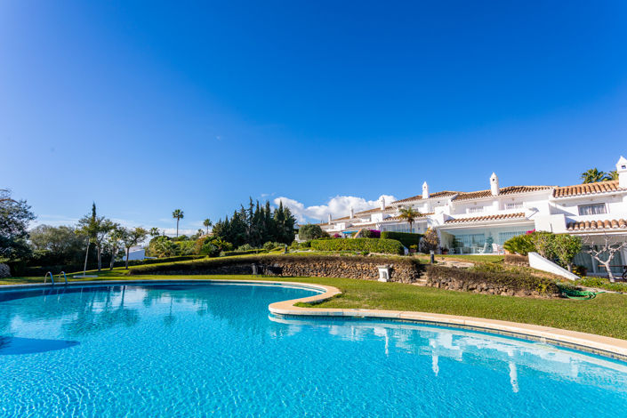 Image No.32-3 Bed Townhouse for sale