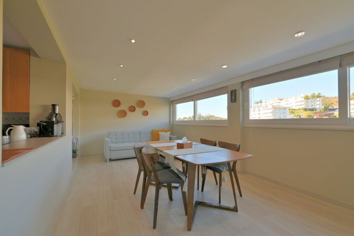 Image No.18-4 Bed Townhouse for sale