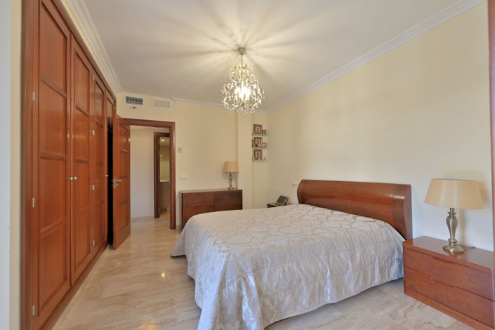 Image No.8-4 Bed Townhouse for sale