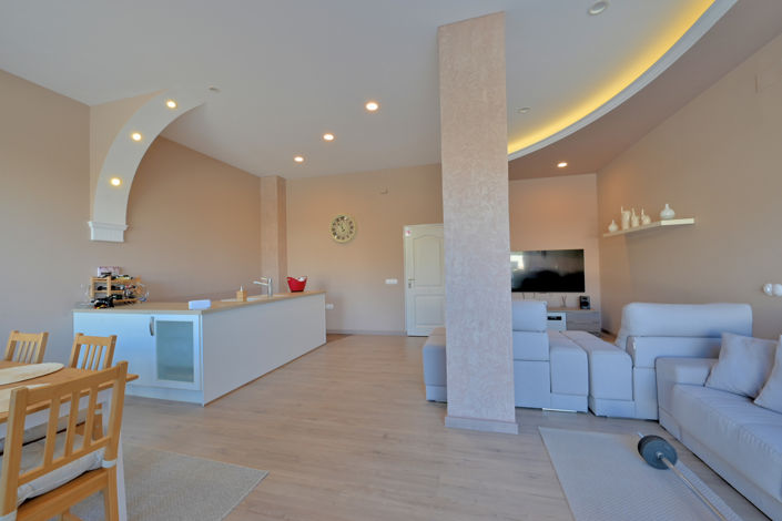 Image No.9-4 Bed Townhouse for sale