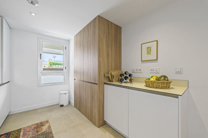 Image No.14-2 Bed Apartment for sale