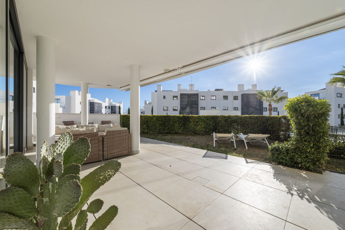 Image No.2-2 Bed Property for sale