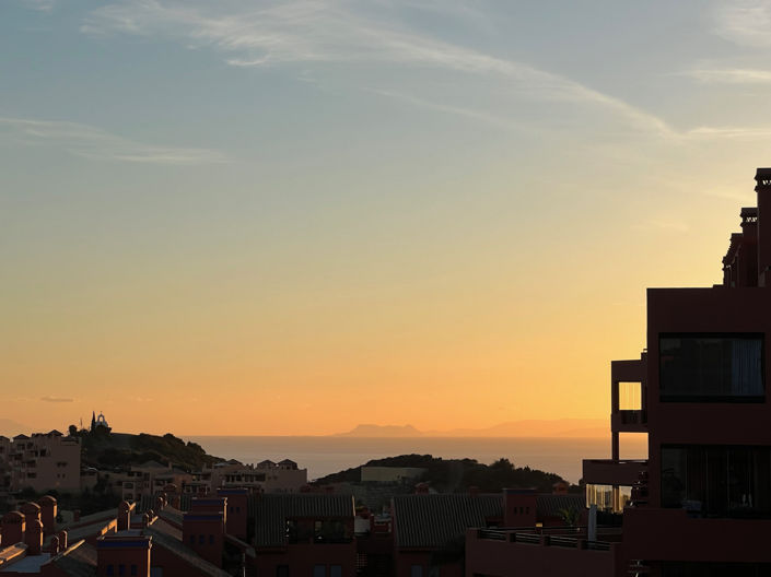 Image No.18-3 Bed Property for sale