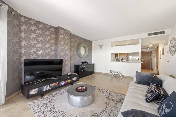 Image No.20-2 Bed Property for sale