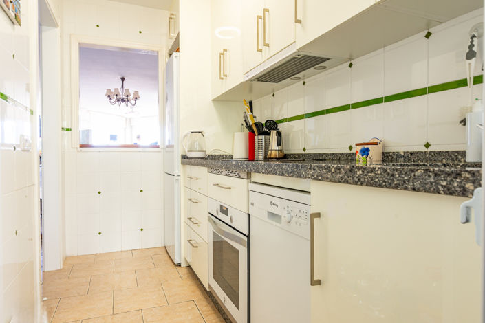 Image No.13-2 Bed Apartment for sale
