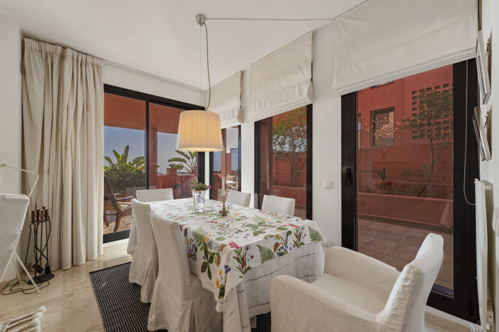 Image No.17-2 Bed Property for sale