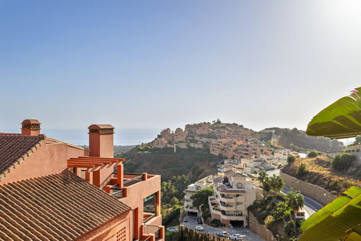 Image No.2-2 Bed Property for sale