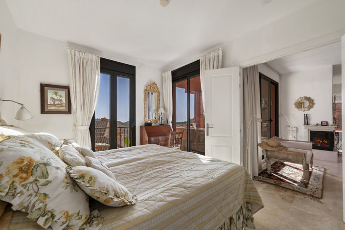 Image No.7-2 Bed Property for sale