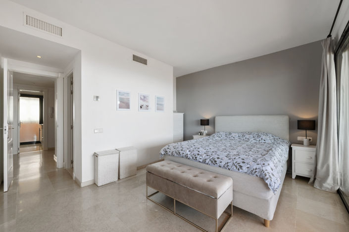 Image No.7-3 Bed Property for sale