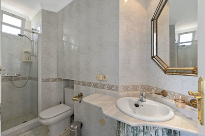 b98le8d7m9k3degpefzhs0lif8u4xzvzhwxtmggyekxx9