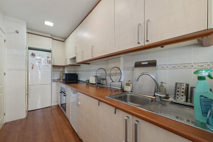 Image No.11-2 Bed Apartment for sale