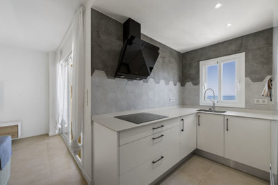 b98le8d7m9k3degpefzhs0lif8u4xzvzhwxtmggyekxx9