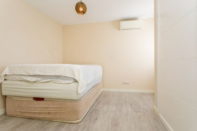 b98le8d7m9k3degpefzhs0lif8u4xzvzhwxtmggyekxx9