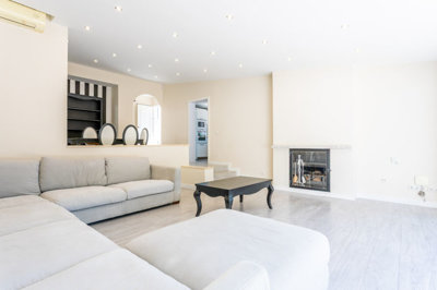 b98le8d7m9k3degpefzhs0lif8u4xzvzhwxtmggyekxx9