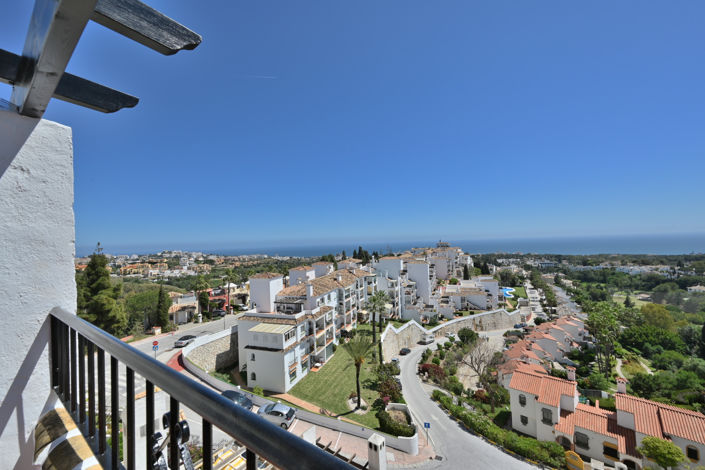 Image No.20-2 Bed Apartment for sale