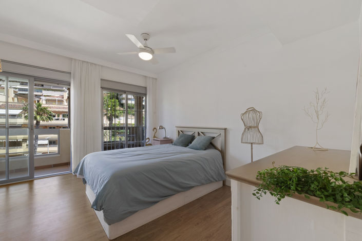 Image No.10-3 Bed House for sale