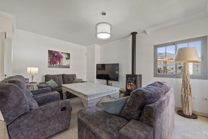 Image No.3-3 Bed House for sale