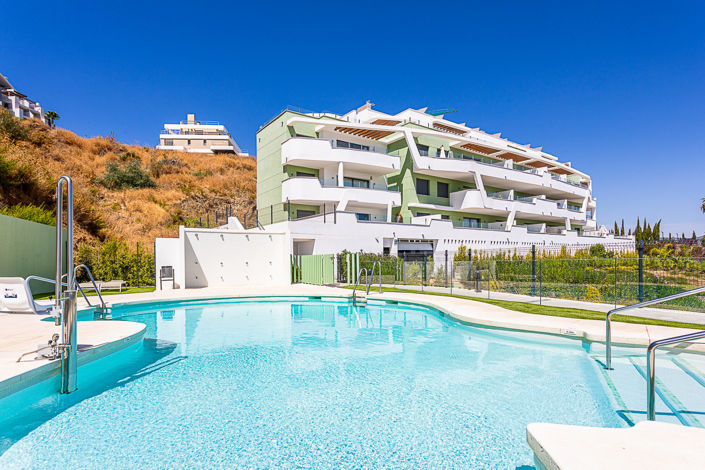 Image No.27-3 Bed Apartment for sale