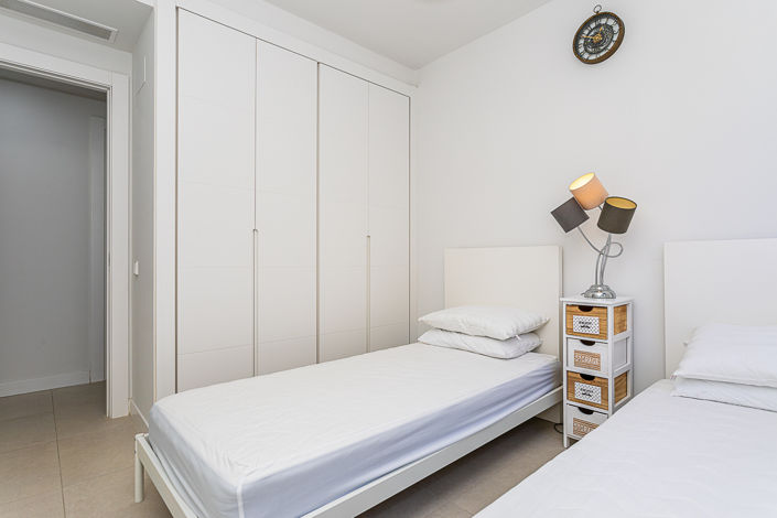 Image No.9-3 Bed Apartment for sale