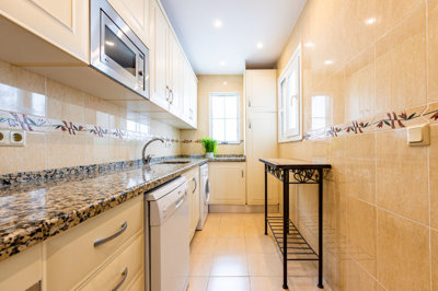 b98le8d7m9k3degpefzhs0lif8u4xzvzhwxtmggyekxx9