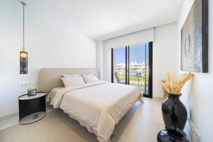 Image No.4-2 Bed Apartment for sale