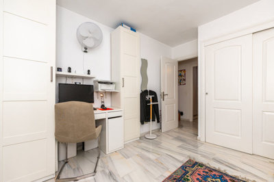 b98le8d7m9k3degpefzhs0lif8u4xzvzhwxtmggyekxx9