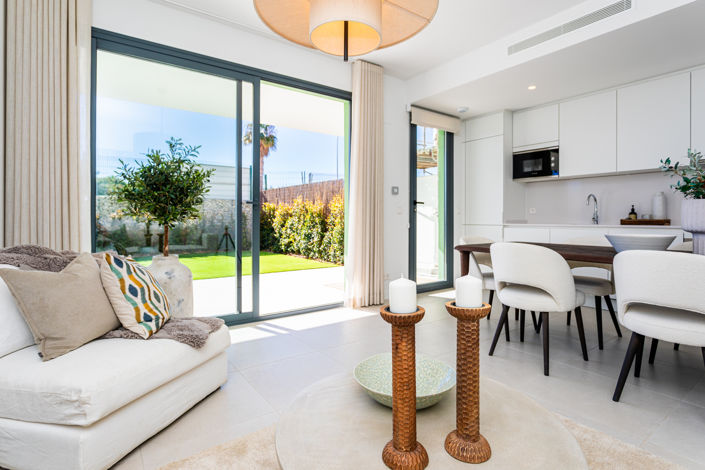 Image No.20-3 Bed Property for sale