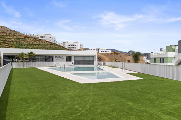 Image No.23-3 Bed Property for sale