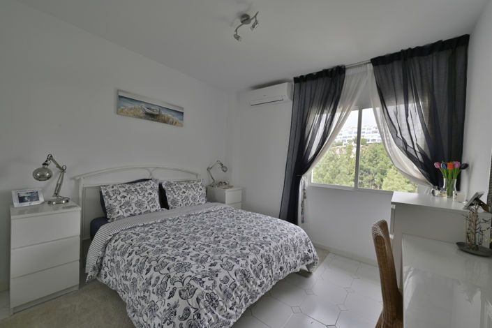 Image No.4-2 Bed Apartment for sale