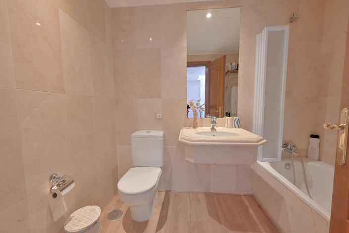 Image No.10-Maison de ville de 5 chambres à vendre à Mijas Costa