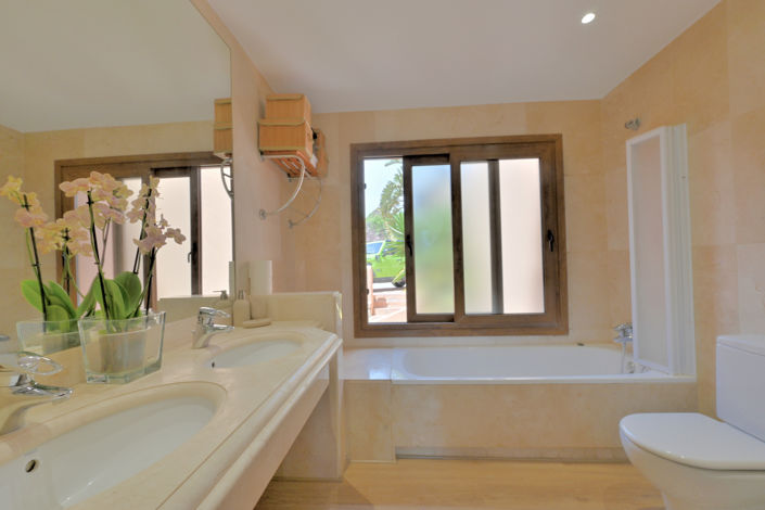 Image No.5-Maison de ville de 5 chambres à vendre à Mijas Costa