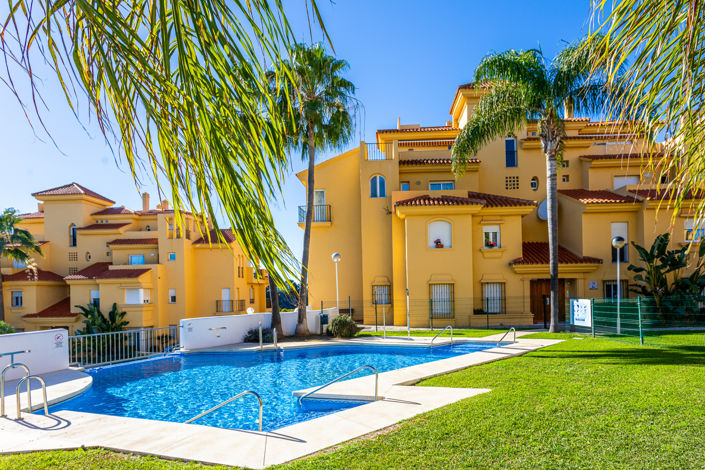Image No.20-3 Bed Property for sale